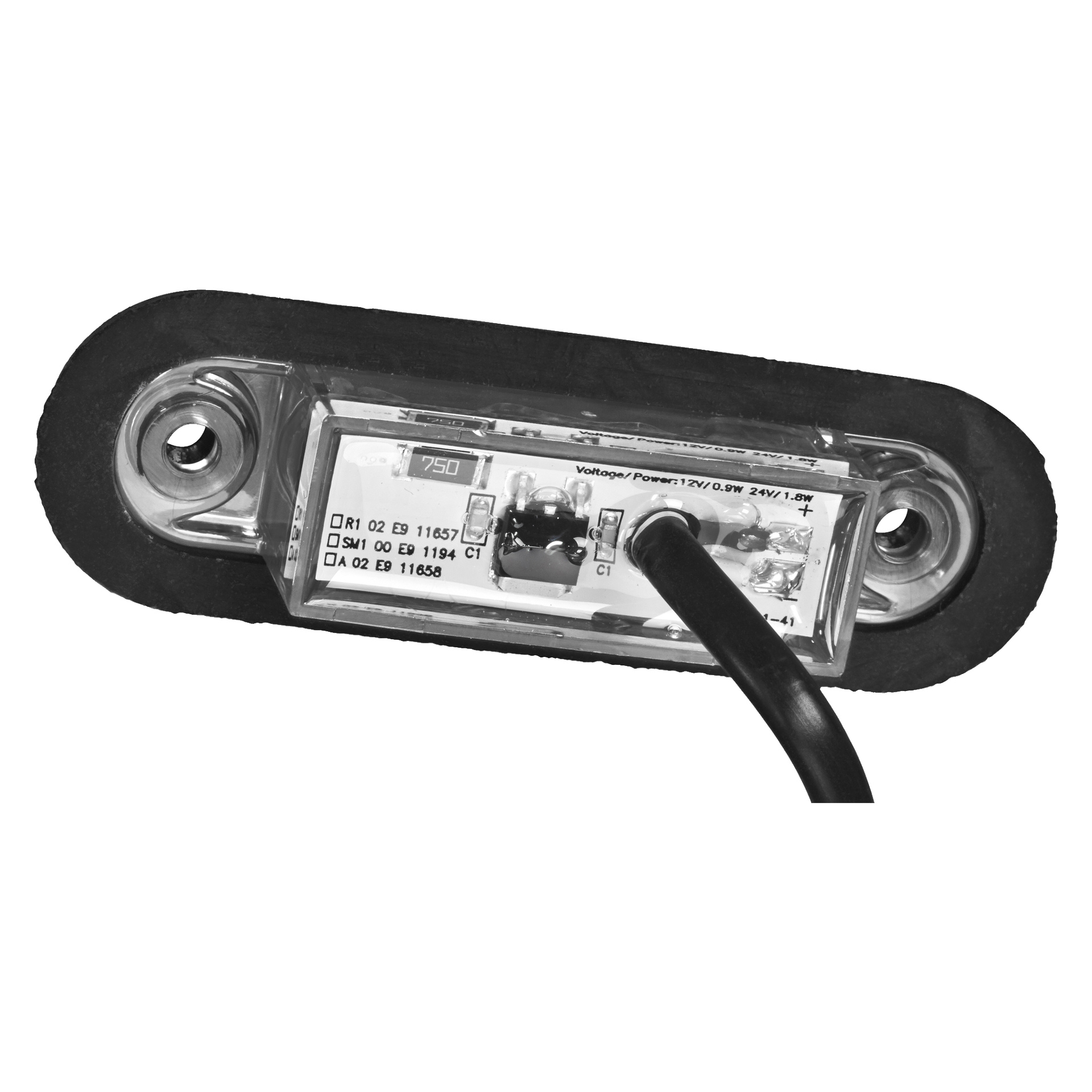 En detaljerad vy av Hamron Position-lampans LED visar dess rektangulära form med en fäst svart kabel, fäst på en svart packning med två skruvhål. Kretskomponenter och märkta spännings- och effektspecifikationer är synliga på enheten.
