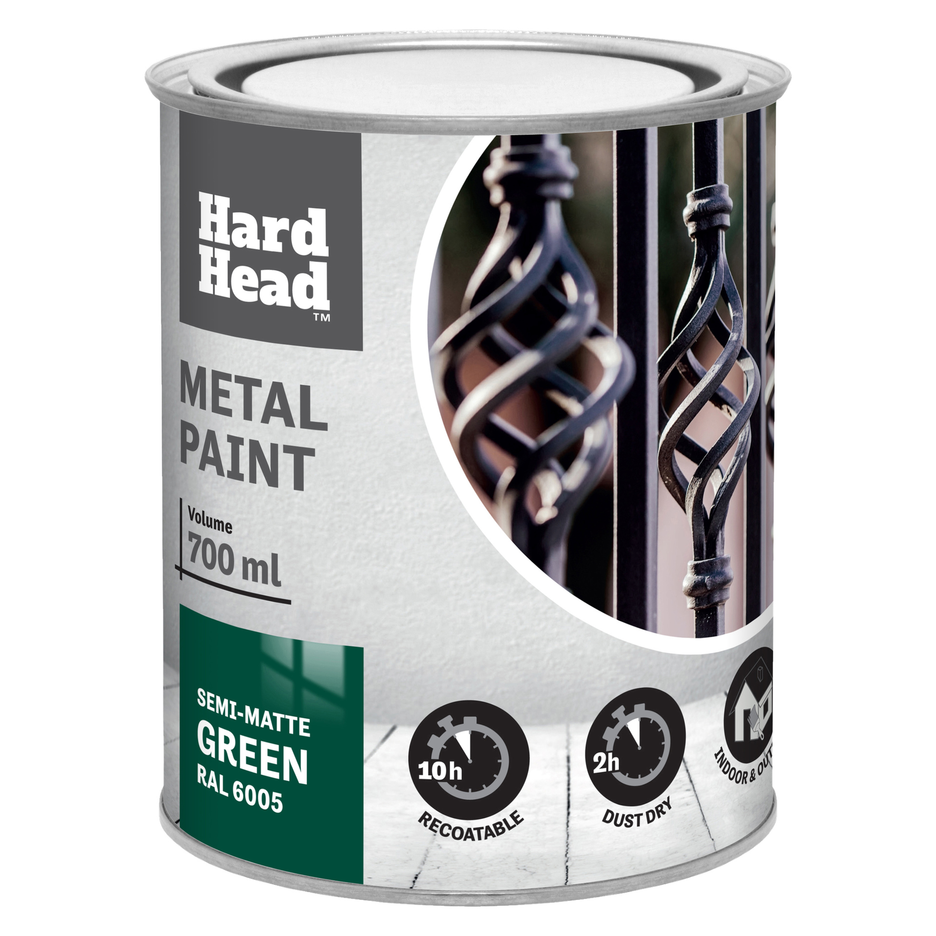 700 ml purkki Hard Head Metal -maalia puolimattavihreänä (RAL 6005) näyttää kuvan aidasta ja kuvakkeista, joissa lukee Recoatable 10h, Dust dry in 2h ja Sisä/ulkokäyttö varten.