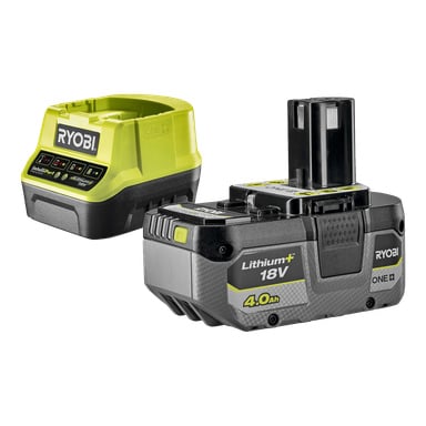Eine Ryobi One+ Batterie und ein Batterieladegerät RC18120-140X werden nebeneinander angezeigt.