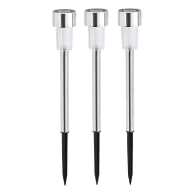 Tre Anslut solcellslampor LED-3-pack trädgårdslampor med rostfria stållock, klara plastdiffusorer och svarta spetsiga pinnar står upprätt.