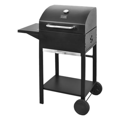 Burns & Barkles Charcoal Grill Coal King 4537 har ett modernt svart metallutseende, utrustat med en sidohylla för bekvämlighet, två hjul för portabilitet, en justerbar ventil på sidan för luftflöde, en lägre hylla för förvaring och ett stängt lock med ett horisontellt handtag fram.