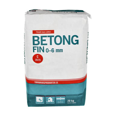 En 20 kg vit och teal-påse märkt "Concrete fine" från Torrbruksprodukter, med röda detaljer, användningsanvisningar, mätdetaljer och företagsinformation.