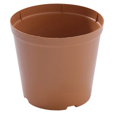 En enkel rund Hard Head-kruka gjord av ljusbrun plast, med en subtilt utbredd kant och tre små fötter för dränering vid basen. Grytan är tom.