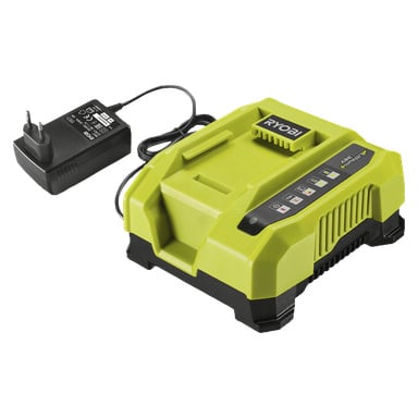 Ein Ryobi Max Power Battery Ladegerät RY36C60A grün und schwarz mit dem Netzteil eingesteckt. Das obere Panel des Ladegeräts zeigt Tasten und Kontrollleuchten an, und das Netzkabel liegt daneben aufgewickelt.