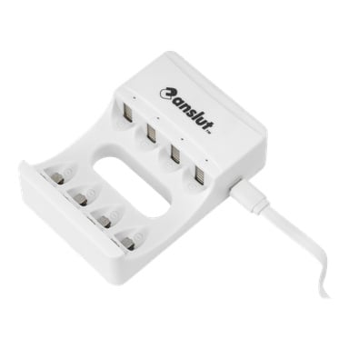 En Anslut USB-laddare för uppladdningsbara batterier med fyra metallkontaktladdningsplatser och en strömkabel fäst på höger sida av den vita rektangulära enheten.