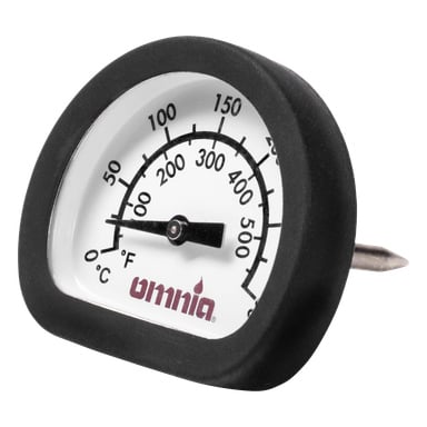 Das Omnia-Thermometer hat ein schwarz umrandetes, weißes Zifferblatt mit sowohl Celsius- als auch Fahrenheitsskala von 0 bis 300 °C bzw. 50 bis 550 °F. Die Nadel zeigt auf etwa 200°F.