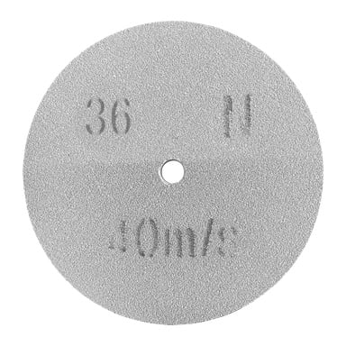 En cirkulär silverslipskiva från Meec Tools visar en grov yta med siffrorna "36" och "1" samt "1,0 m/s" inristade på sig, och har en liten svart prick i mitten.