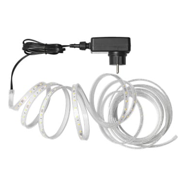 Anslut LED-remsa är en flexibel, spiralad lampa med synliga dioder inuti ett genomskinligt hölje. Den är kopplad till en svart strömadapter med eluttag och kabel.