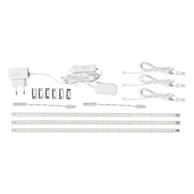 Anslut LED-remsa 3-pack kit med tre LED-remsor, fyra kontaktkablar, fyra monteringsklämmor, en strömadapter och en trådbunden strömbrytare, allt arrangerat i en ordnad display.