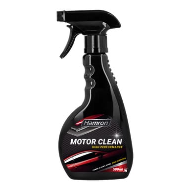 En svart avtryckarsprayflaska med röda, vita och silverfärgade etikettdetaljer, märkt som Hamron Engine Cleaner Power Clean & Shine. Viktiga detaljer på etiketten inkluderar "Power Clean & Shine", "Made in Sweden" och "500 ml.".