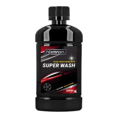 En 500 ml svart Hamron Super wash All in one Car cleaner bottle, med en röd sportbil på etiketten tillsammans med fraserna "All in one" och "Made in Sweden."