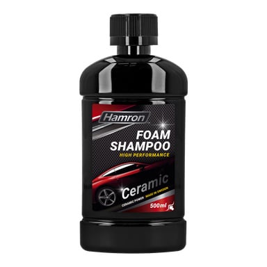 En 500 ml svart flaska Hamron Ceramic Foam Shampoo Ceramic Power, med en High Performance-etikett, en röd bilillustration och frasen "Made in Sweden" på framsidan.