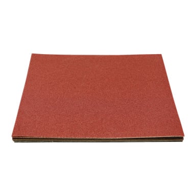 En hög rektangulära Meec Tools Sanding Paper-ark från ett 10-pack visar deras jämna gryniga textur och rödbruna ton.