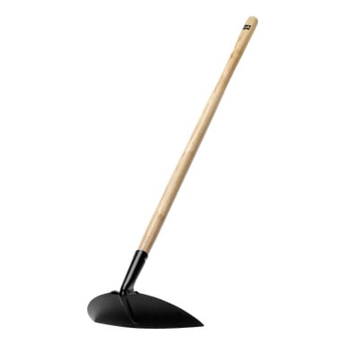 En hård hackhacka med ett stadigt trähandtag och ett svart metallblad.