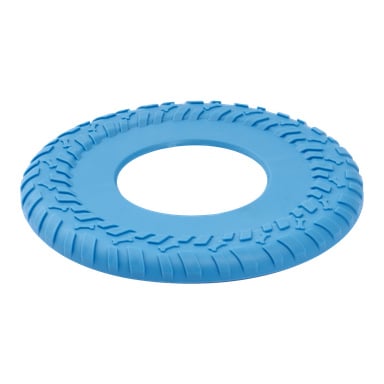 En blå gummifrisbee från Kayoba, designad med ett däckliknande mönster, ett centralt hål och små upphöjda benformer över ytan.