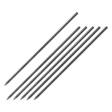 Sześć zapasowych przewodów do markerów Meec Tools jest ułożonych po przekątnej. Wszystkie prowadzące mają ten sam rozmiar i grubość, a smukłe metaliczne korpusy zakończone są zwężającymi, spiczastymi końcówkami.