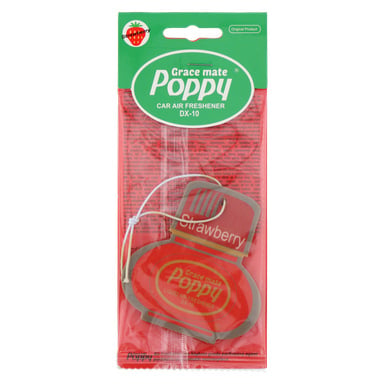En Poppy Fragrant billuftfräschare i röd och grön förpackning, märkt som Strawberry och med en bild av en röd flaska med en vit hängande tråd.