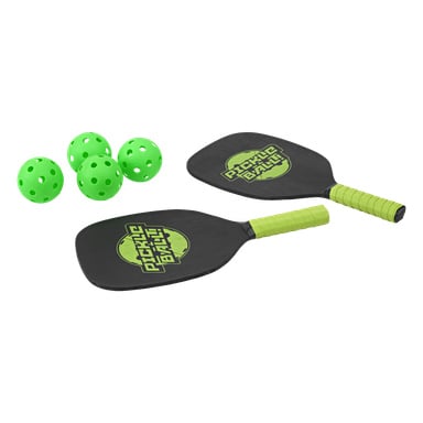Två svarta Kayoba pickleball-paddlar med gröna handtag och "Pickle Ball!"-logotyper visas tillsammans med fyra gröna perforerade bollar från det 6-delade pickleball-setet.