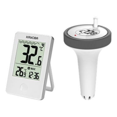 En Kayoba-pooltermometer med stativ visar en temperatur på 32°C, en uppmätt högsta temperatur på 26°C och tiden 12:36. Bredvid står en annan Kayoba-pooltermometer—denna är en vit flytande modell med en digital skärm som visar 27,7°C.