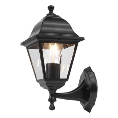 En EKVIP vägglampa med klassisk svart finish, klar glasskärm och synlig lampa, fäst vid ett böjt monteringsfäste.