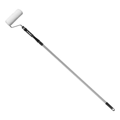 Hard Head Telescopic Roller-settet med 3 deler inkluderer en hvit malingsrulle med langt, uttrekkbart metallhåndtak og svarte grep.