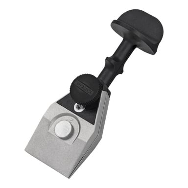 Tormek slipjigg KJ-45 är ett slipverktyg med svart handtag och justeringsratt, som används för att hålla fast och styra mejslar eller blad för noggrann slipning för hand.