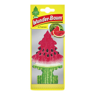 En förpackad Wunder Baum vattenmelonbilfräschare formad som en tall, med vattenmeloninspirerade färger med svarta frön och grön botten. Förpackningen visar bilder av vattenmelon och Wunder Baum-loggan.