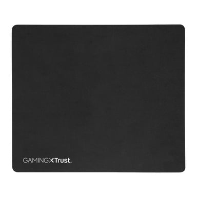 En enkel svart rektangulär Trust Mouse Mat GXT 754 med "GAMING X Trust." i vit text nere till vänster. Ytan är solid och odekorerad, utan extra mönster eller markeringar.