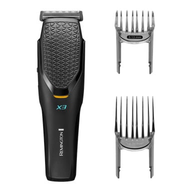 Remington Cordless Hair Clipper HC3000 X3 Power-X Series visas i svart, med ett texturerat handtag och en framträdande blå "X3"-etikett på framsidan. Den levereras med två avtagbara styrkammar markerade för skärlängder på 3–13 mm och 14–24 mm.