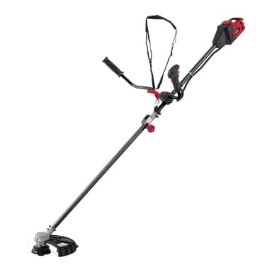 Meec Tools Multiseries Batteridriven slytrimmer är en sladdlös elektrisk trimmer med ett långt, rakt skaft, handtag i cykelstil, axelrem och ett rött och svart motorhus på baksidan.