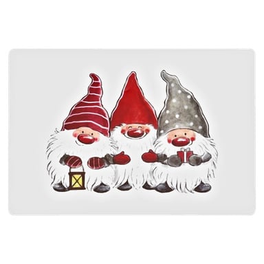 EKVIPs bordsmatta visar tre tecknade tomtar i varma vinterkläder med röda näsor, vita skägg och höga hattar. En tomte håller en lykta, en annan ger tummen upp och den tredje har en liten gåva.