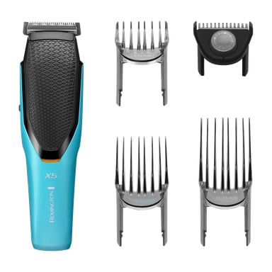 En blå och svart Remington Power X Series X5 HC5000 trådlös hårklippare visas med fyra avtagbara kamfästen och en separat detaljtrimmer.