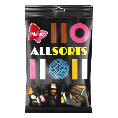 En svart Malaco Allsorts-väska har färgglada geometriska mönster och ett urval av färgglada godis längst ner, med tydliga vita och gula bokstäver som stavar "ALLSORTS" på framsidan.