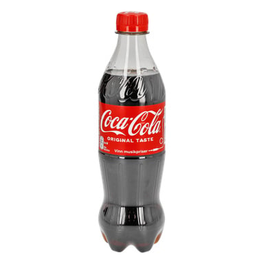 En plastflaska av Coca-Cola med röd kork och en etikett där det står "Coca-Cola Original Taste" och "Vinn musikkpriser.".