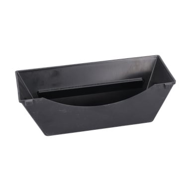 En rektangulär svart plastbricka med lätt lutande sidor, en platt bas och en slät yta. Brickan är tom.