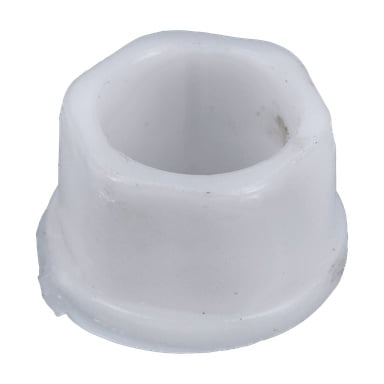 Nærbilde av en liten hvit sylindrisk plastbushing med utvidet base, åpen midt og glatt overflate med små feil.