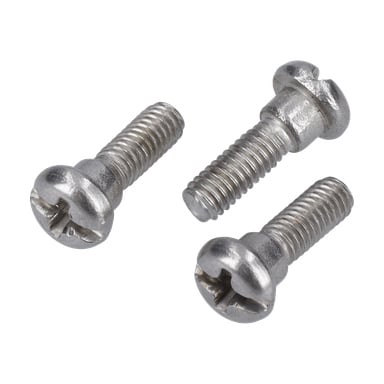 Trzy metalowe śruby z wycięciami oznaczone jako "Screw for knife" są ułożone razem, każda z okrągłą głowicą i gwintowanym wałkiem.