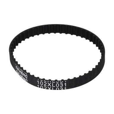 Kamremssladd 102XL031 är ett svart gummiband med inre tänder och "102XL031" i vitt på utsidan.