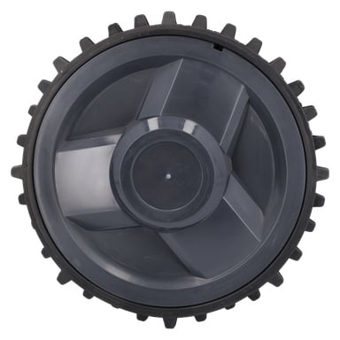 Et top-down bilde av et svart og grått plastbakhjul fra en robotgressklipper, med rundt sentrum og plasserte tenner langs felgen.