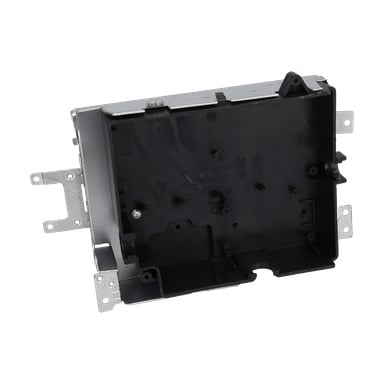 Rektangulärt svart plast- och metallkretskort F. 013946 med flera sidofästen.