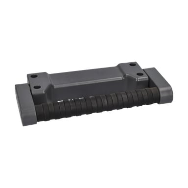 Bärhandtag F. 001582 med grå plastkropp, svart räfflad handtag och skruvhål i varje ände för montering.