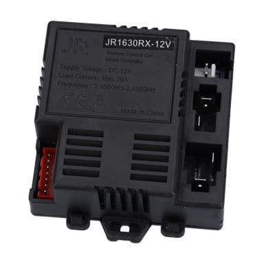 Rektangulärt svart kretskort F. 023480 för RC-bilar, med specifikationsetiketter, flera portar, röd stift och spänning/ström-information.