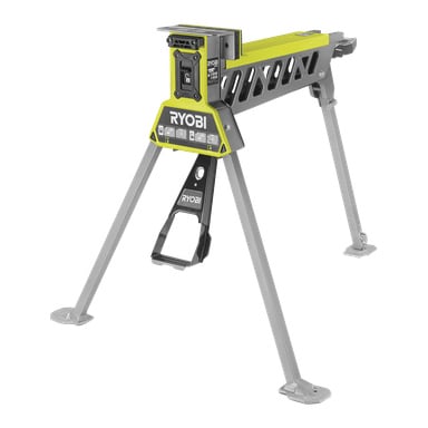 Ryobi One+ Hopfällbar arbetsbänk RSTSJ150 har tre metallben, en grön och svart ram samt ett handtag nära basen för bärning.