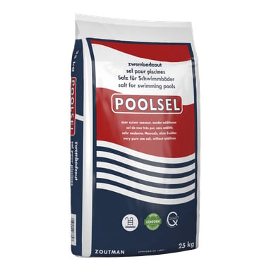 Worek soli Swim fun Pool o wadze 25 kg, głównie białego opakowania i czerwonych i niebieskich akcentów, jest oznaczony jako bardzo czysta sól morska do basenów.