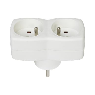 Anslut Multi-plug: Biały adapter elektryczny z dwoma okrągłymi gniazdami w stylu europejskim i metalowymi pinami, odpowiedni do użycia z europejskimi wtyczkami.