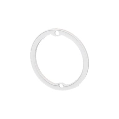 To hvite plastiske sirkulære forlengelsesringer fra Gelia overlapper litt. Begge har to hull og hevet tekst på sine glatte overflater, noe som viser et enkelt design.