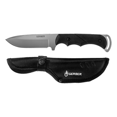 Gerber Freeman Guide jaktkniv med fast blad och svart texturerat handtag, tillsammans med matchande slida, båda med Gerber-logga.