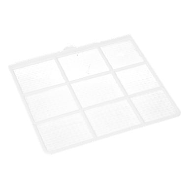 Luftkonditioneringens avgasfilter är ett vitt plastnät i ett 3x3-rutnät med nio rektanglar, uppställt i vinkel.