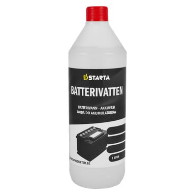En 1-liters Starta Battery-vattenflaska med en röd lock och en etikett som visar en illustration av ett bilbatteri.