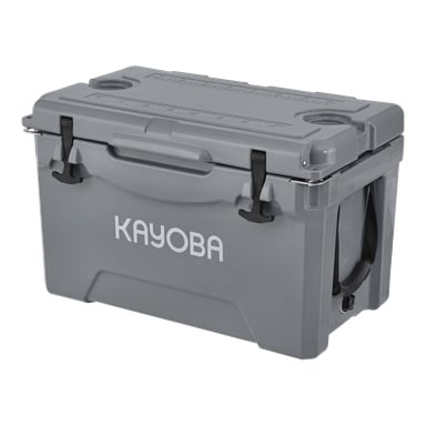 Szara chłodziarka z twardą skorupą z uchwytem, dwoma czarnymi zatrzaskami, logo KAYOBA, górną linijką i dwoma okrągłymi wgłębieniami na napoje.
